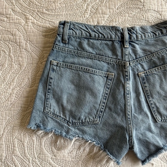Reformation - Dakota Mid Rise Relaxed Short - Manzanita - Picture 10 of 11